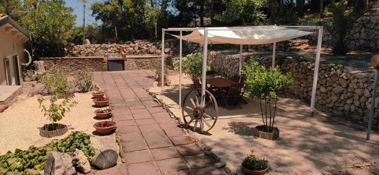 Memento Bed and Breakfast Ossi Εξωτερικό φωτογραφία